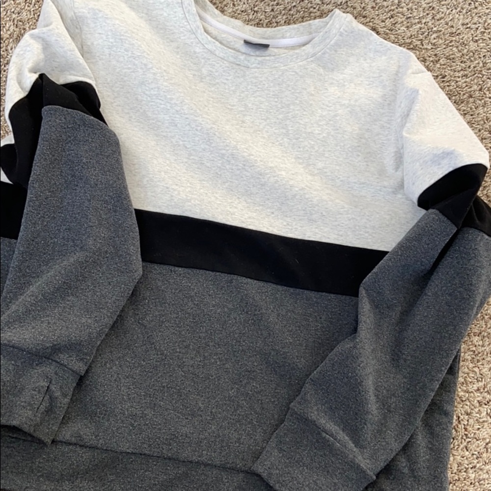 Maven Thread Sweatshirt - Large